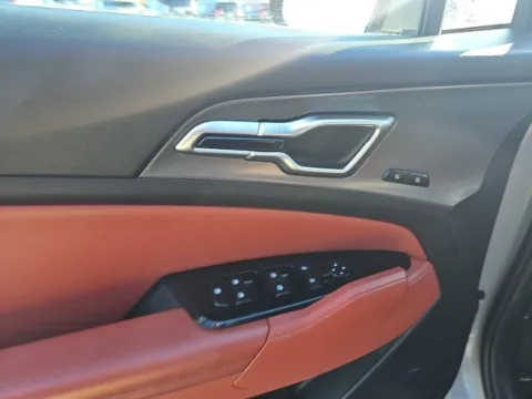 More photos of 2023 Kia Sportage SX-Prestige at Lakeway Auto Sales, TN