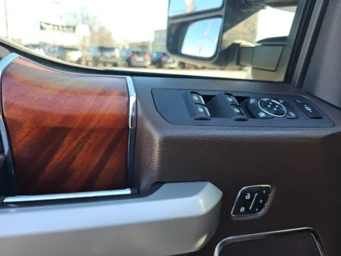 More photos of 2019 Ford F-250SD King Ranch at Lakeway Auto Sales, TN