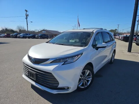 Photos of 2022 Toyota Sienna Limited for sale in Morristown, TN at Lakeway Auto Sales