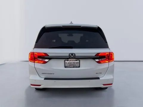 More photos of 2022 Honda Odyssey Elite at Lakeway Auto Sales, TN