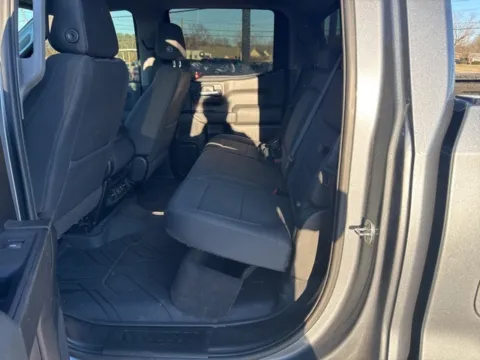 More photos of 2019 Chevrolet Silverado 1500 LT at Lakeway Auto Sales, TN