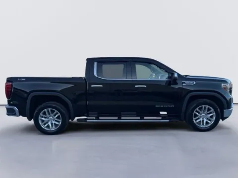 Photos of 2019 GMC Sierra 1500 SLT for sale in Morristown, TN at Lakeway Auto Sales