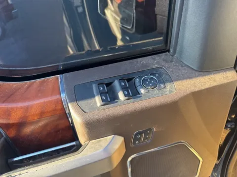 More photos of 2019 Ford F-150 King Ranch at Lakeway Auto Sales, TN