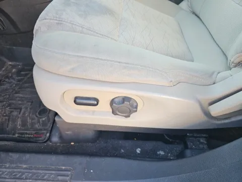 More photos of 2015 Ford Explorer at Lakeway Auto Sales, TN