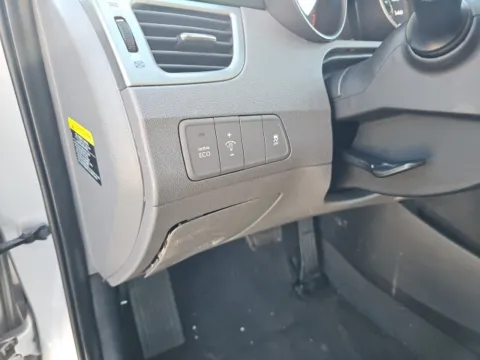 More photos of 2013 Hyundai Elantra GLS at Lakeway Auto Sales, TN