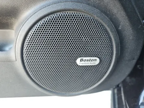 More photos of 2012 Chevrolet Camaro SS at Lakeway Auto Sales, TN