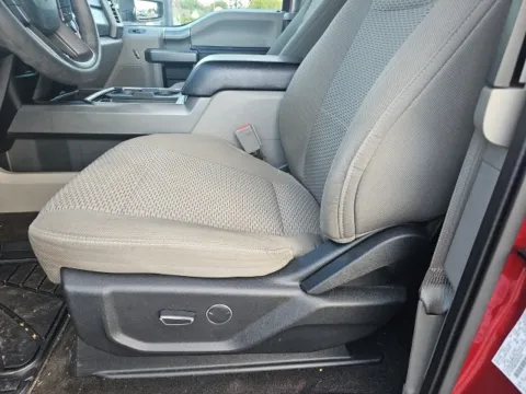 More photos of 2018 Ford F-250SD XLT at Lakeway Auto Sales, TN