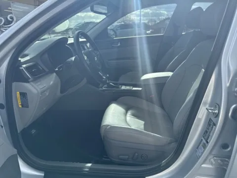 More photos of 2016 Kia Optima EX at Lakeway Auto Sales, TN