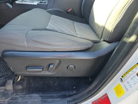 More photos of 2020 Toyota Tundra SR5 at Lakeway Auto Sales, TN