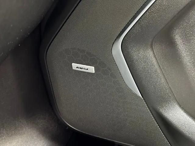 2024 GMC Yukon AT4 - Photo 16