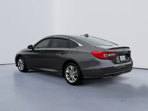 More photos of 2018 Honda Accord LX at Lakeway Auto Sales, TN
