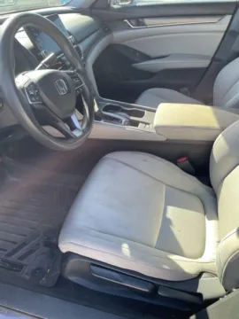 More photos of 2018 Honda Accord LX at Lakeway Auto Sales, TN