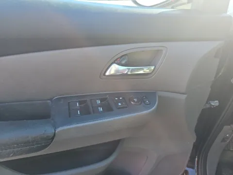 More photos of 2016 Honda Odyssey SE at Lakeway Auto Sales, TN