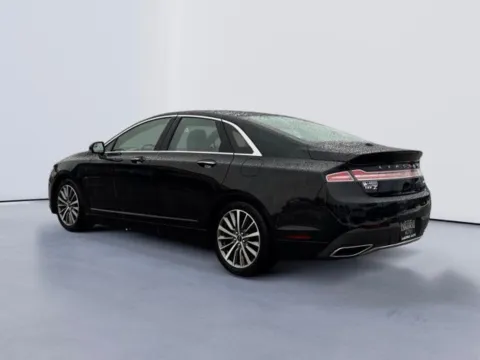 More photos of 2017 Lincoln MKZ Hybrid at Lakeway Auto Sales, TN