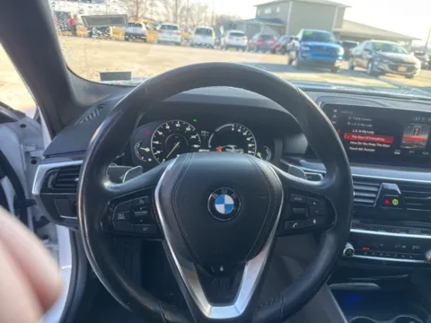 More photos of 2019 BMW 5 Series 530e xDrive iPerformance at Lakeway Auto Sales, TN