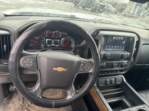 More photos of 2016 Chevrolet Silverado 2500HD LTZ at Lakeway Auto Sales, TN