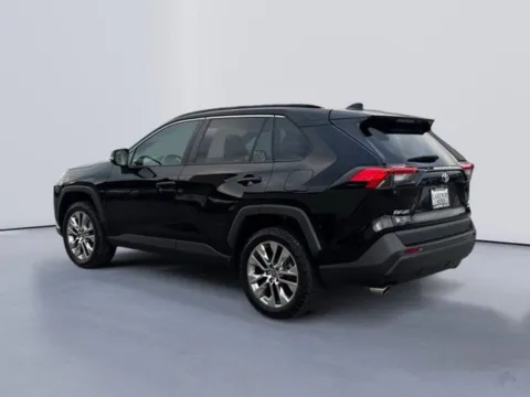 More photos of 2022 Toyota RAV4 XLE Premium at Lakeway Auto Sales, TN