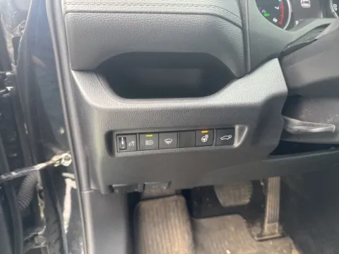 More photos of 2022 Toyota RAV4 XLE Premium at Lakeway Auto Sales, TN