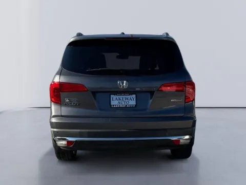 More photos of 2018 Honda Pilot Touring at Lakeway Auto Sales, TN