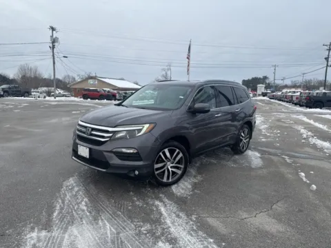 Photos of 2018 Honda Pilot Touring for sale in Morristown, TN at Lakeway Auto Sales