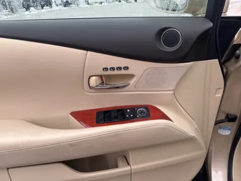 More photos of 2010 Lexus RX 350 at Lakeway Auto Sales, TN