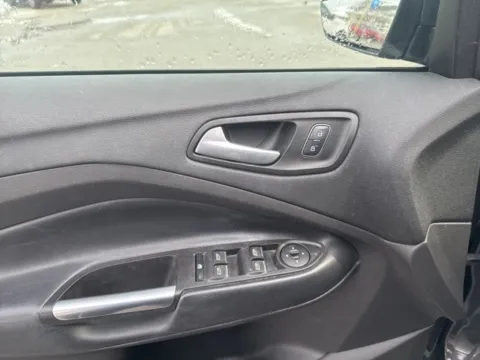 Another view of 2019 Ford Escape SE for sale in Morristown, TN at Lakeway Auto Sales