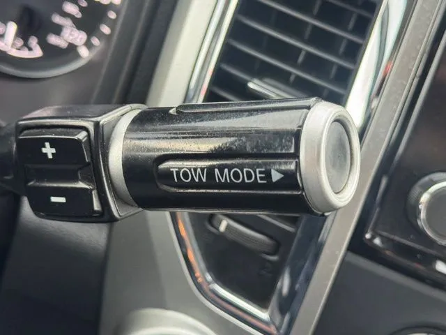 2021 Nissan Titan SV - Photo 14