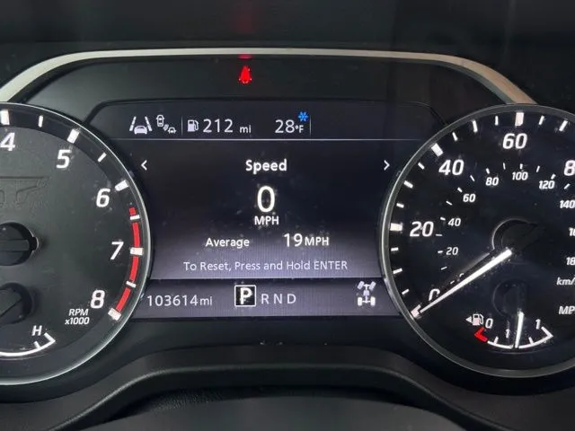 2021 Nissan Titan SV - Photo 18