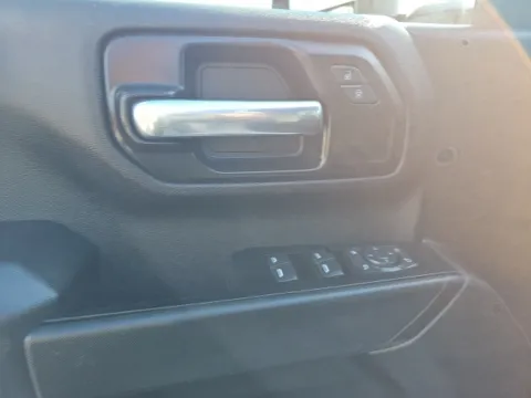 More photos of 2022 Chevrolet Silverado 2500HD Custom at Lakeway Auto Sales, TN