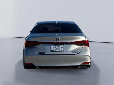 More photos of 2021 Toyota Avalon Hybrid Limited at Lakeway Auto Sales, TN