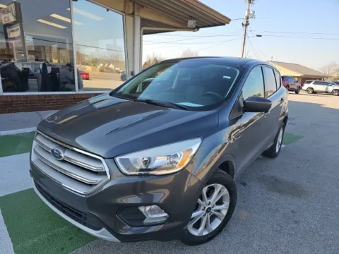 Photos of 2019 Ford Escape SE for sale in Morristown, TN at Lakeway Auto Sales