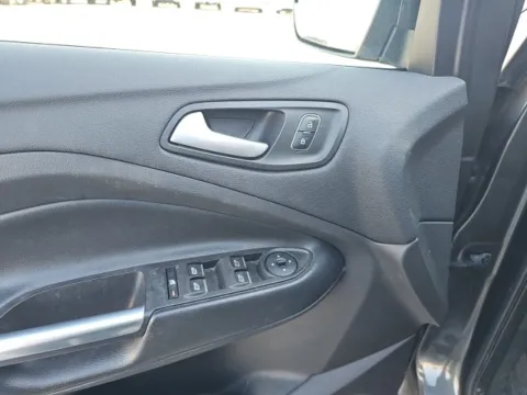 More photos of 2019 Ford Escape SE at Lakeway Auto Sales, TN