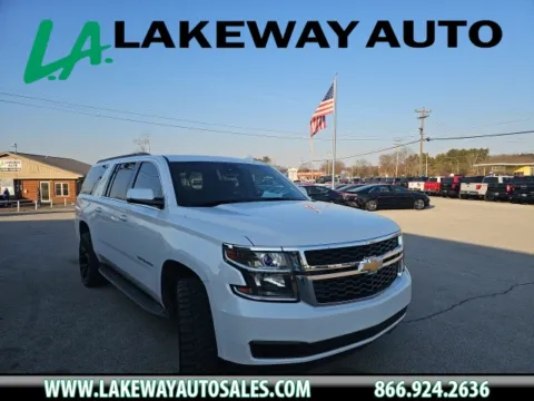 White 2017 Chevrolet Suburban LT for sale in Morristown, TN
