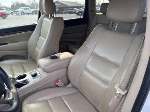 More photos of 2017 Jeep Grand Cherokee Limited at Lakeway Auto Sales, TN