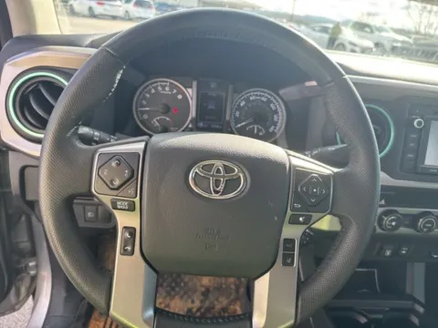 More photos of 2019 Toyota Tacoma SR5 at Lakeway Auto Sales, TN