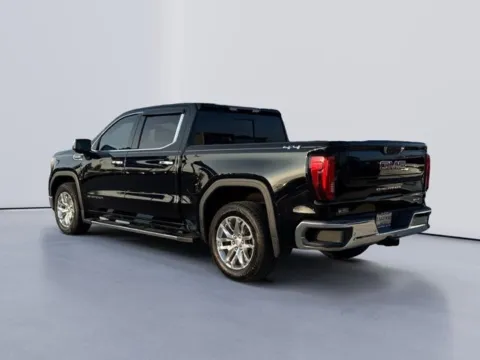 More photos of 2020 GMC Sierra 1500 SLT at Lakeway Auto Sales, TN