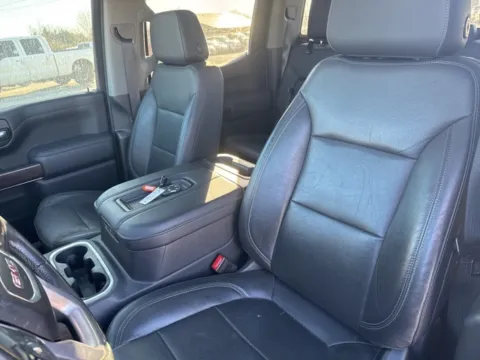 More photos of 2020 GMC Sierra 1500 SLT at Lakeway Auto Sales, TN