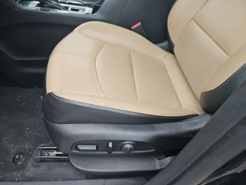 More photos of 2023 Chevrolet Equinox Premier at Lakeway Auto Sales, TN