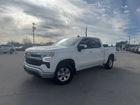 Photos of 2022 Chevrolet Silverado 1500 LT for sale in Morristown, TN at Lakeway Auto Sales