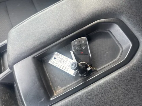 More photos of 2022 Chevrolet Silverado 1500 LT at Lakeway Auto Sales, TN