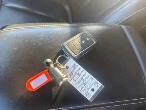 More photos of 2021 Jeep Grand Cherokee L Limited at Lakeway Auto Sales, TN