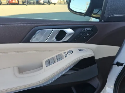 More photos of 2019 BMW X7 xDrive50i at Lakeway Auto Sales, TN