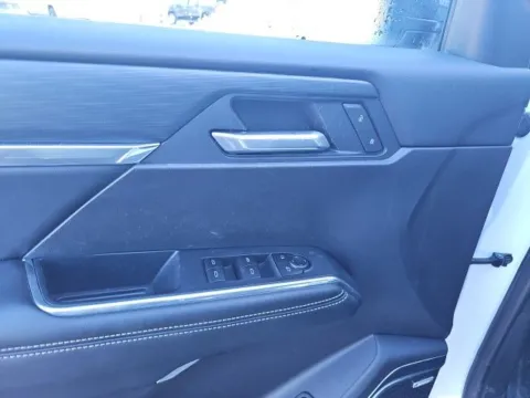 More photos of 2025 GMC Acadia Elevation at Lakeway Auto Sales, TN