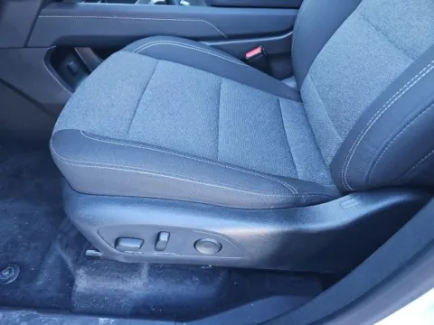 More photos of 2025 GMC Acadia Elevation at Lakeway Auto Sales, TN