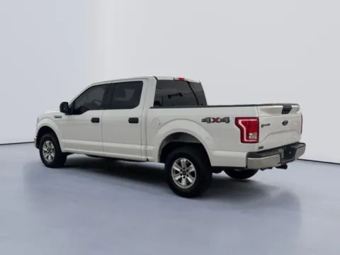 More photos of 2017 Ford F-150 XLT at Lakeway Auto Sales, TN