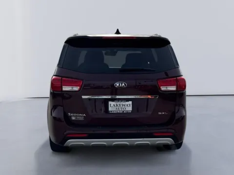 More photos of 2015 Kia Sedona SXL at Lakeway Auto Sales, TN