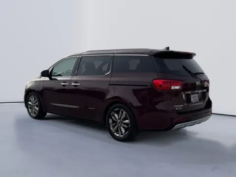 More photos of 2015 Kia Sedona SXL at Lakeway Auto Sales, TN