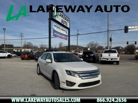 White 2011 Ford Fusion SE for sale in Morristown, TN
