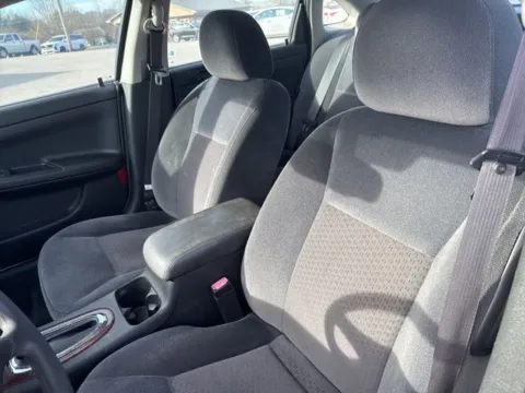 More photos of 2010 Chevrolet Impala LS at Lakeway Auto Sales, TN