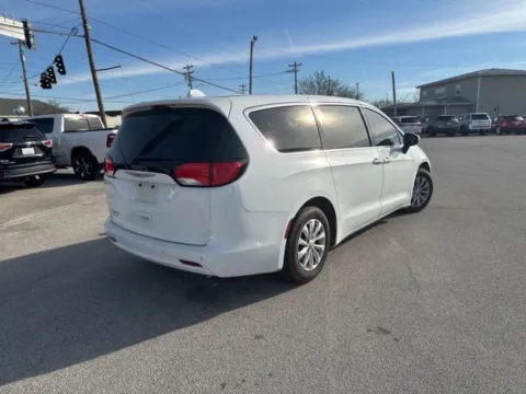 More photos of 2019 Chrysler Pacifica LX at Lakeway Auto Sales, TN